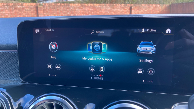 Mercedes-Benz GLB 200 AMG Line Premium 5dr 7G-Tronic Petrol Estate